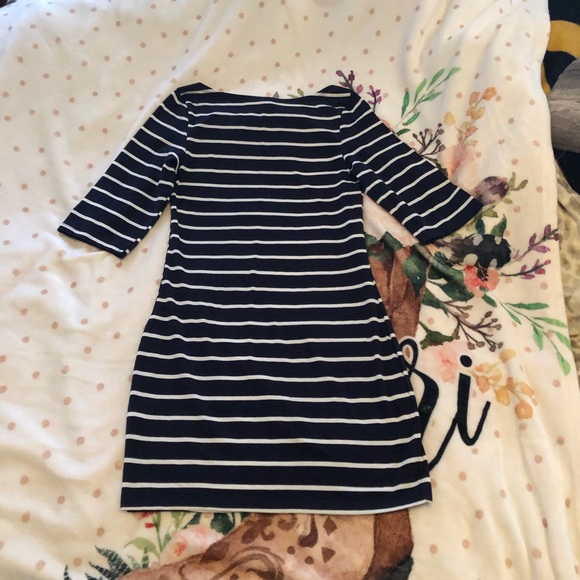 Heart and Hips - Dress - Picture 2 of 3